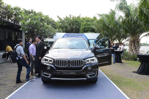 BMW X5 thế hệ 3 có giá từ 3,65 tỷ đồng tại Việt Nam - ảnh 1