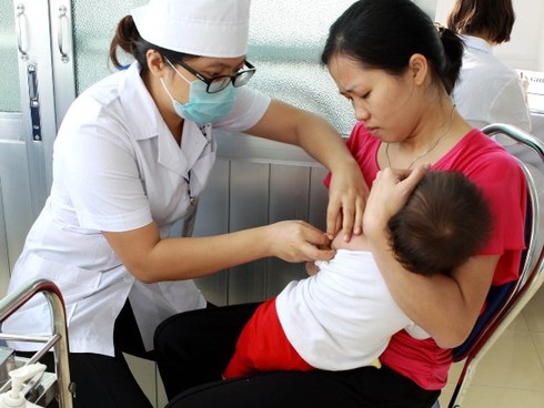Từ 20/4, Hà Nội tiêm miễn phí vắcxin sởi cho trẻ nhỏ - ảnh 1
