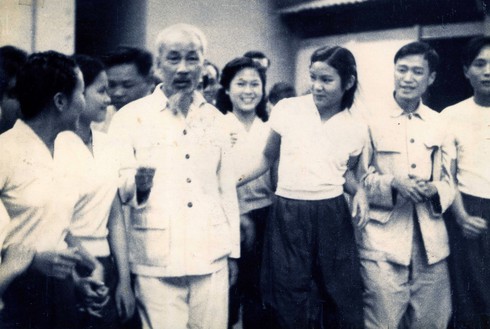 Bác Hồ viết báo về bình đẳng giới - ảnh 2