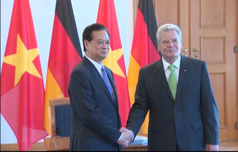 Thủ tướng hội đàm với hàng loạt lãnh đạo cấp cao Đức - ảnh 1