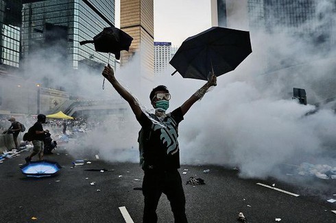 Hong Kong sẽ thất bại, Trung Quốc cũng chẳng chiến thắng - ảnh 3