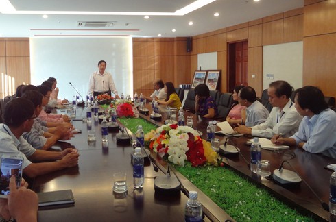 Bộ trưởng Nguyễn Bắc Son làm việc tại Trung tâm hạ tầng mạng miền Trung - ảnh 1