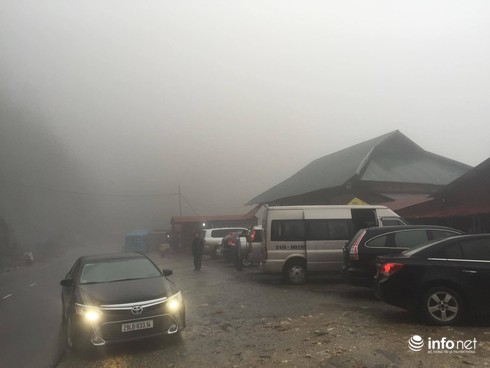 Nhiệt độ giảm nhanh, Sapa vẫn chưa có tuyết - ảnh 2