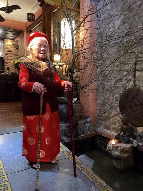 Shop Tin mồng 4 tết Bính Thân: Tết là để trưởng thành - ảnh 17