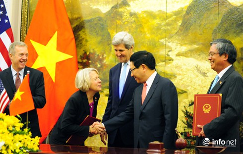 Bộ trưởng Ngoại giao Phạm Bình Minh hội đàm với Ngoại trưởng Mỹ John Kerry - ảnh 3