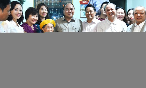 Thủ tướng ấn tượng với Ninh Bình: 'Tỉnh nhỏ làm được nhiều việc lớn' - ảnh 3