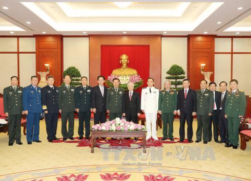 Tổng Bí thư tiếp đoàn đại biểu cấp cao quân đội Trung Quốc - ảnh 2