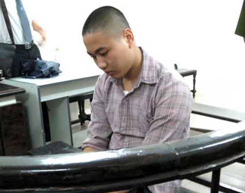 Kẻ đốn mạt hai lần truy sát người phụ nữ để giở trò đồi bại - ảnh 1