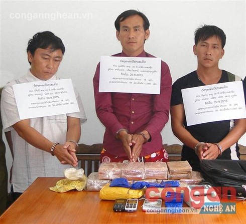Triệt xóa đường dây ma túy xuyên quốc gia, thu 18 bánh hêrôin - ảnh 1