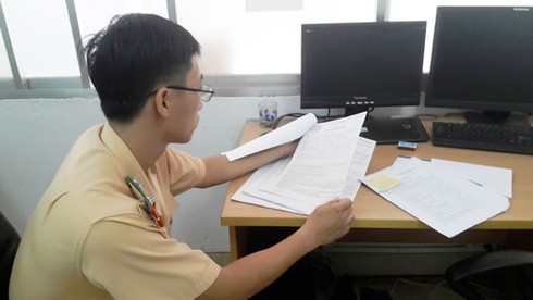 Truy tìm những “tổ lái điên” - ảnh 1