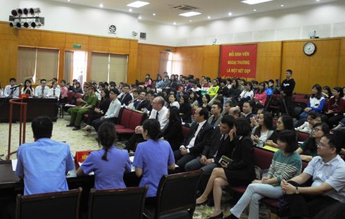 Có nên quy định người bào chữa được thu thập, đánh giá chứng cứ trong tố tụng? - ảnh 1