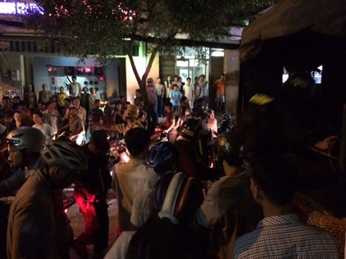 Hàng trăm cảnh sát đội mưa bao vây 'ổ ma tuý' ở quận Bình Thạnh - ảnh 3