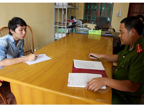 Vi phạm giao thông, đánh thiếu tá công an