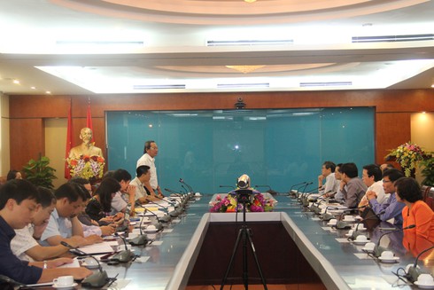 Đoàn kiểm tra Tiểu ban tổ chức phục vụ Đại hội XII của Đảng làm việc với Bộ TT&T - ảnh 1