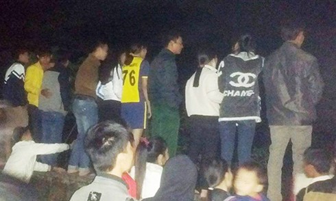 Anh rể và em vợ nằm chết trên giường với nhiều vết đâm - ảnh 1