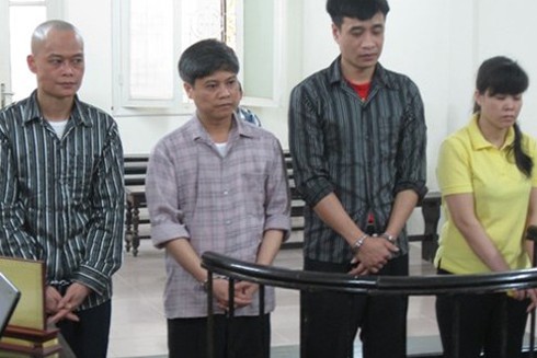 Buôn 5 bánh heroin, em mang án tử, anh nhận án chung thân - ảnh 1