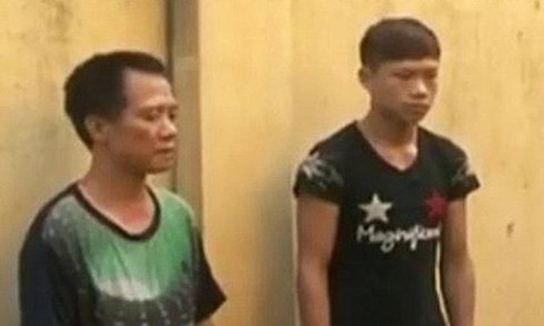 Bé gái 13 tuổi bị nhốt vì trộm tiền, nhân viên nhà hàng lẻn vào cưỡng đoạt - ảnh 1