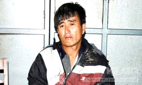 Xả súng vào cảnh sát để tẩu tán 6.000 viên ma túy tổng hợp - ảnh 1