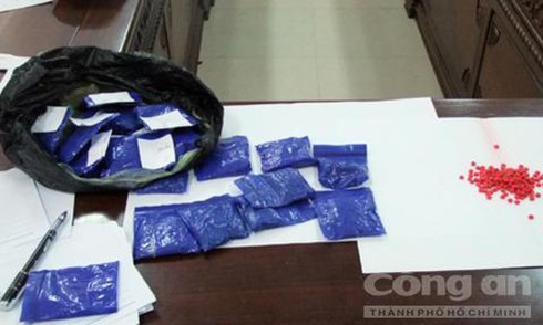 Xả súng vào cảnh sát để tẩu tán 6.000 viên ma túy tổng hợp - ảnh 2