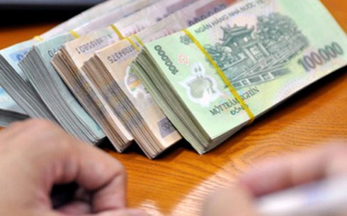 Lãi vay tiêu dùng ngóng hành lang pháp lý - ảnh 1