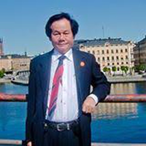 Shop TIN 18/2: Khắc nhớ ngày 17/2: TRANG NGHIÊM VÀ ĐÀNG HOÀNG - ảnh 14