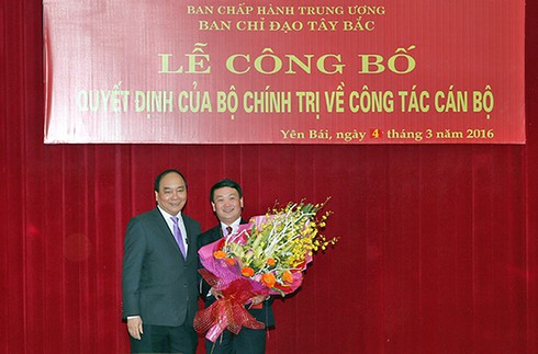 Công bố Quyết định của Bộ Chính trị về nhân sự Ban Chỉ đạo Tây Bắc - ảnh 1