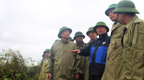 Nhiều nơi bão vào nhẹ hơn dự báo - ảnh 2