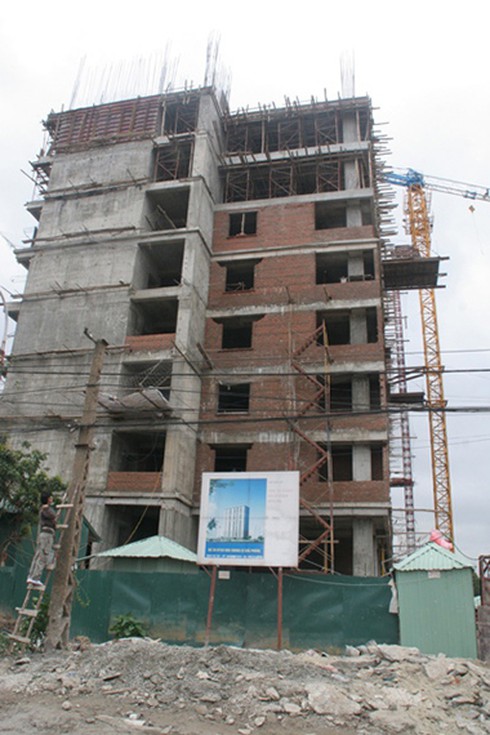 Lùi bước trước những chủ đầu tư sai phép - ảnh 1