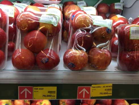 Nghi án bán táo Mỹ rẻ hơn táo Trung Quốc, Lotte Mart lên tiếng - ảnh 2