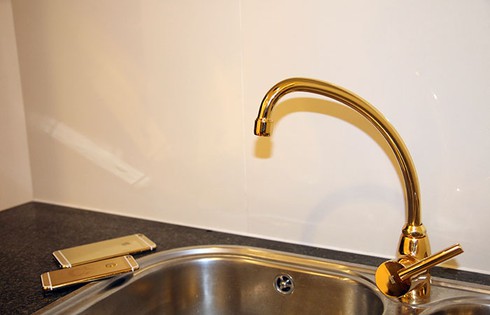 Choáng ngợp căn hộ phủ vàng ròng bạc tỷ ở Hà Nội - ảnh 3