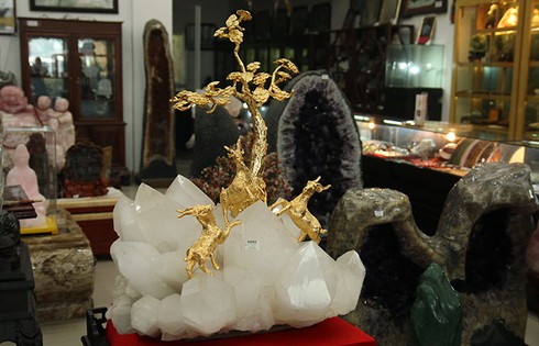 Cận cảnh chế tác bộ Dê vàng nửa tỷ đồng phục vụ đại gia chơi Tết - ảnh 7