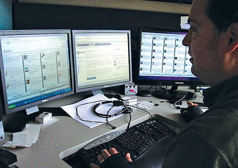 Nghề báo thời hiện đại không thể sống thiếu mạng xã hội - ảnh 1