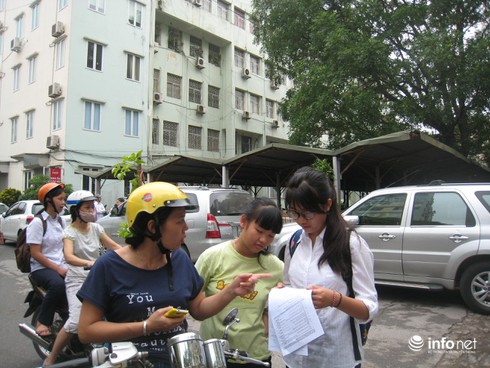 Hà Nội: Hạ điểm chuẩn vào 10 tại 37 trường THPT công lập - ảnh 1