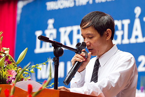 Kỷ luật cô giáo vì