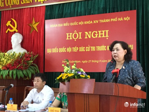 Cử tri hỏi chuyện đất đai nhưng... Chủ tịch quận Thanh Xuân vắng mặt - ảnh 1