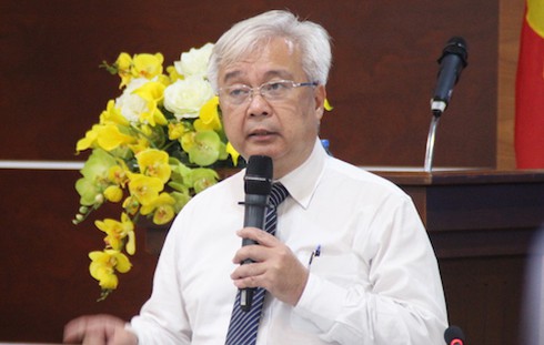 Có nên cấp thẻ Hướng dẫn viên du lịch cho người quốc tịch nước ngoài? - ảnh 1
