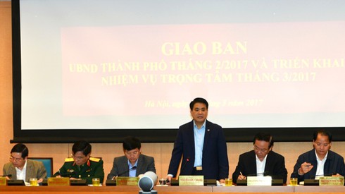 Chủ tịch Hà Nội: Thi công 3,5 tháng mà thủ tục mất 6 tháng không thể chấp nhận - ảnh 1