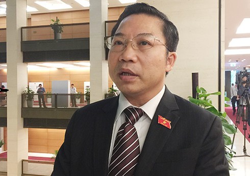 Doanh nghiệp tặng xe tiền tỷ: