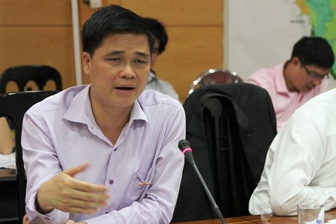 Người dân Hà Nội không dám ra đường giờ tan tầm