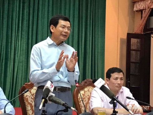Hà Nội: Vẫn còn xe quá tải lưu thông trên đê - ảnh 1