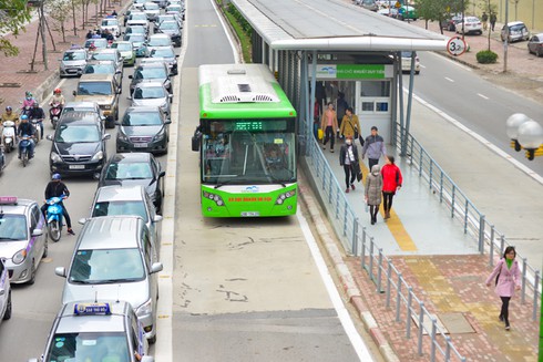 Hà Nội đã quên làm gì khi đổ ngàn tỷ làm buýt nhanh BRT? - ảnh 1