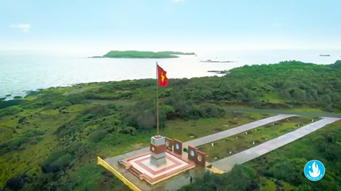 Phú Quý đón 500 sinh viên xuất sắc dự trại hè “sinh viên với biển đảo Tổ quốc