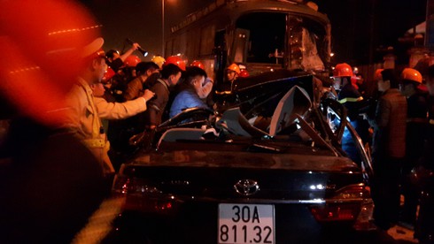 Tai nạn liên hoàn, xe Camry bị