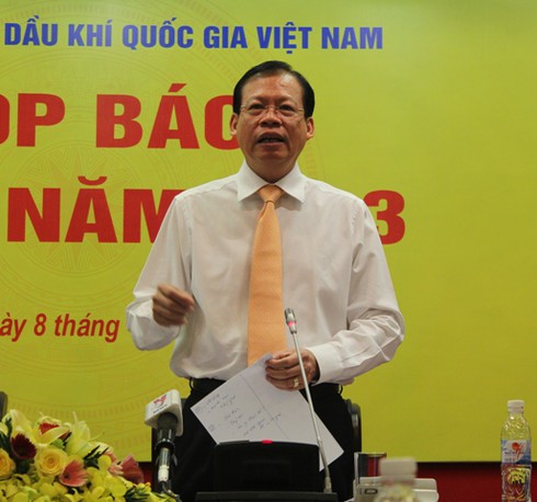 Thoái vốn ngân hàng của PVN đang