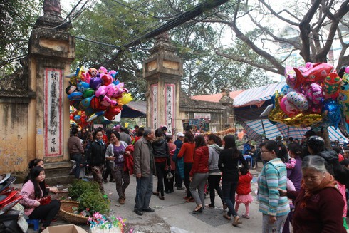 Độc đáo chợ quê giữa lòng Thủ đô - ảnh 1