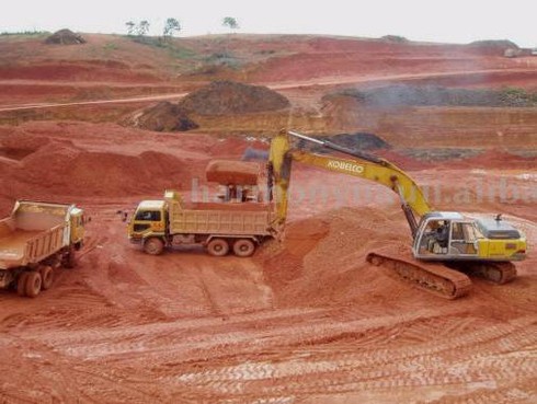 Bộ Công thương muốn cổ phần hóa 2 nhà máy bô xít - ảnh 1