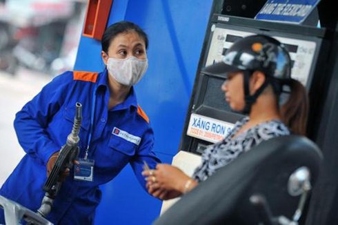 Xăng dầu: Sẽ chấm dứt cảnh cùng nhau tăng giá - ảnh 2