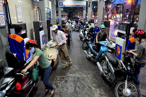 Tăng “kịch trần” thuế nhập khẩu xăng dầu lên 40% - ảnh 1