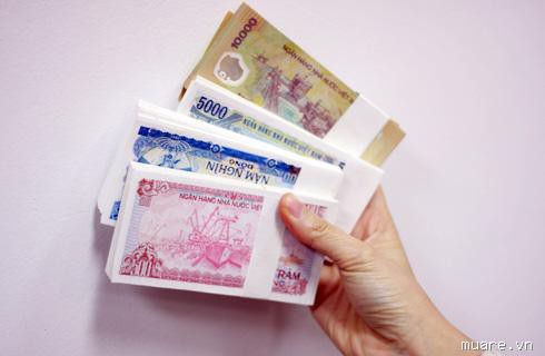 Vin cớ khan hiếm, đổi tiền lẻ “hét” giá trên trời - ảnh 1