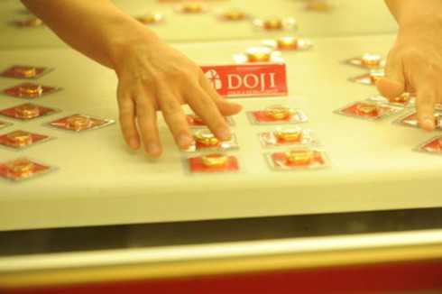 Giá vàng hôm nay 13/6 chững, USD tăng trở lại - ảnh 1